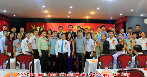 vnnp-tro-thanh-hoi-vien-chi-hoi-dnvvn-cau-giay-2
