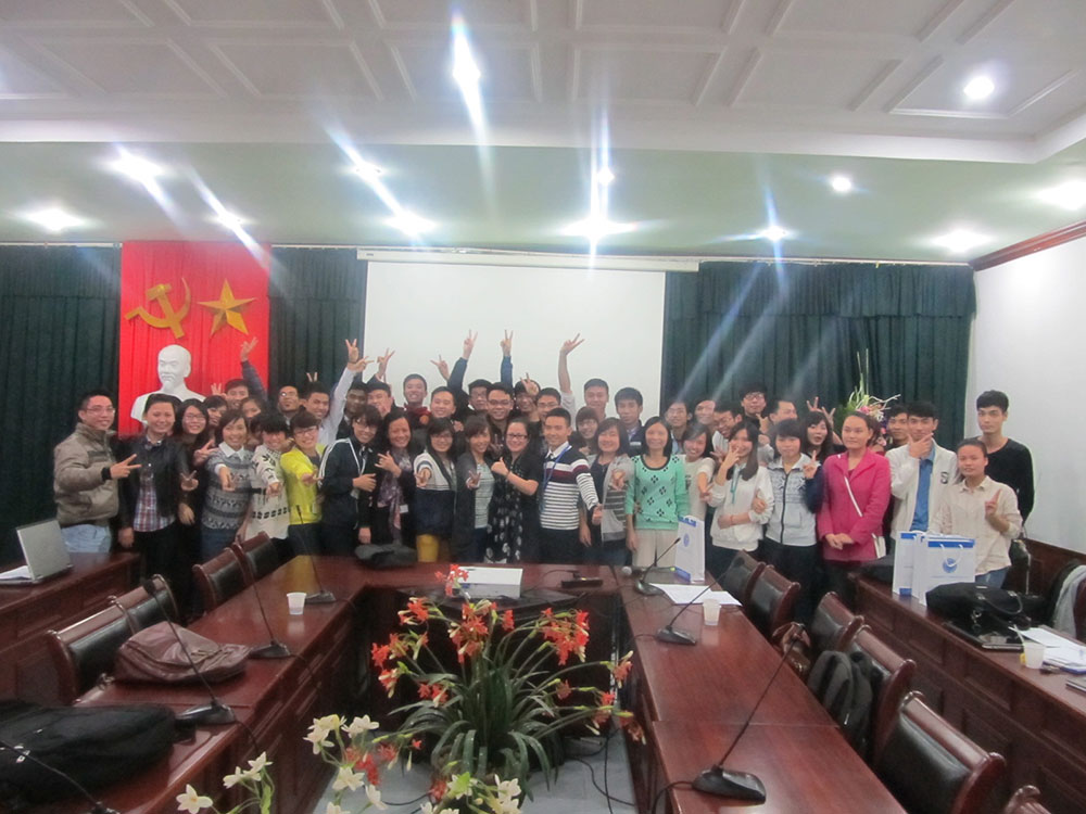 dao-tao-sinh-vien-nghien-cuu-khoa-hoc-dh-mo-chuyen-gia-pham-hien