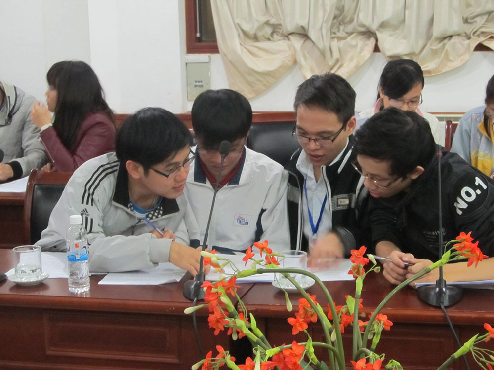sinh-vien-dh-mo-thuc-trang-sinh-vien-hien-nay